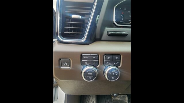 2024 GMC Sierra 3500 DENALI - Photo 30 - Spring Valley, MN 55975