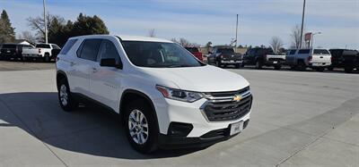 2020 Chevrolet Traverse LT Cloth   - Photo 3 - Spring Valley, MN 55975