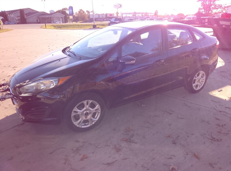 2016 Ford Fiesta SE - Photo 7 - Spring Valley, MN 55975