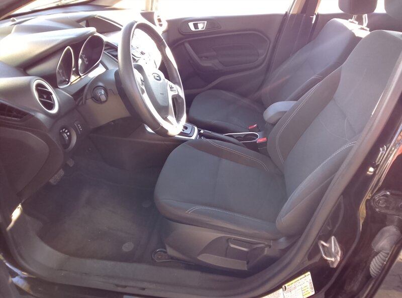 2016 Ford Fiesta SE - Photo 18 - Spring Valley, MN 55975
