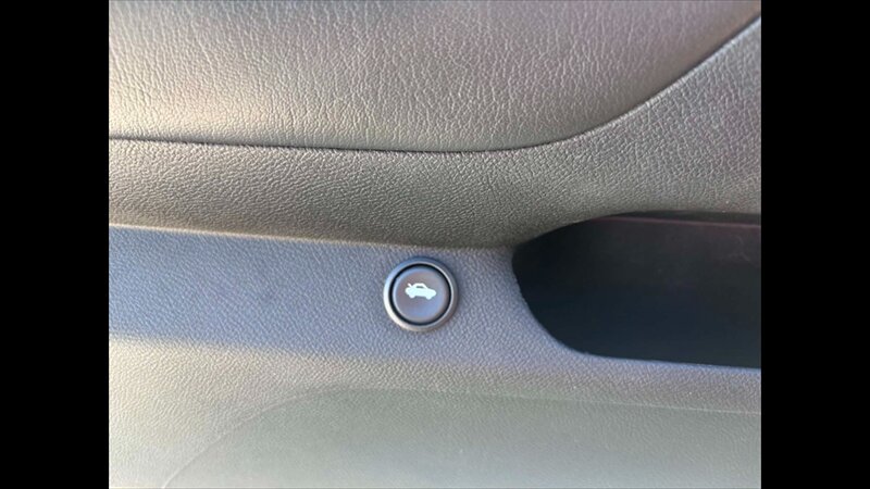 2010 Chevrolet Camaro SS - Photo 10 - Spring Valley, MN 55975