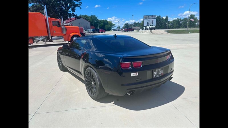2010 Chevrolet Camaro SS - Photo 3 - Spring Valley, MN 55975