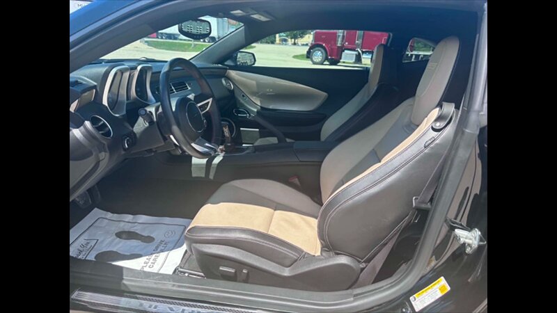 2010 Chevrolet Camaro SS - Photo 23 - Spring Valley, MN 55975