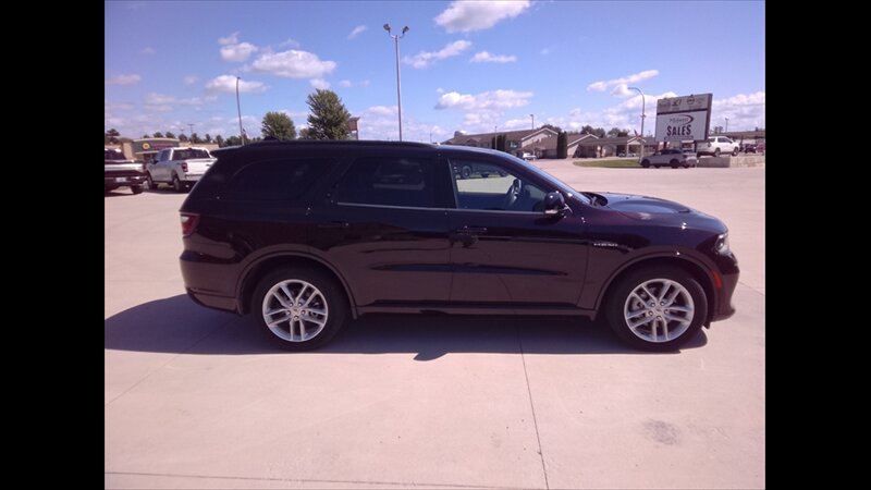 2024 Dodge Durango R/T   - Photo 1 - Spring Valley, MN 55975