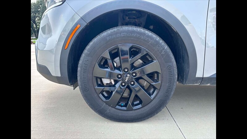 2023 Kia Sorento X-Line S - Photo 10 - Spring Valley, MN 55975