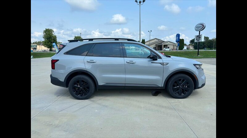 2023 Kia Sorento X-Line S  