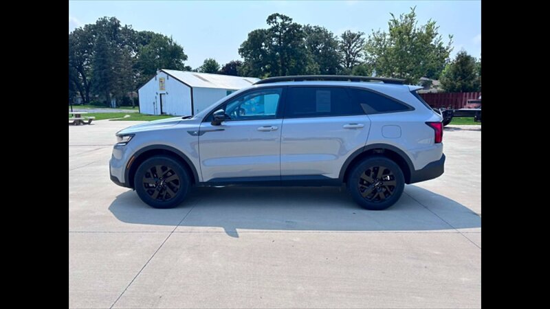 2023 Kia Sorento X-Line S - Photo 2 - Spring Valley, MN 55975