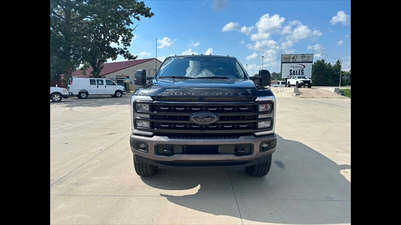 2023 Ford F-250 King Ranch - Photo 3 - Spring Valley, MN 55975