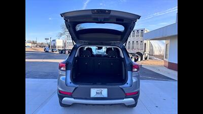 2022 Chevrolet Trailblazer LT   - Photo 10 - Spring Valley, MN 55975