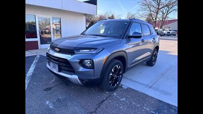 2022 Chevrolet Trailblazer LT   - Photo 8 - Spring Valley, MN 55975