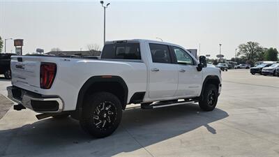 2021 GMC Sierra 2500 SLT   - Photo 3 - Spring Valley, MN 55975