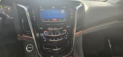 2015 Cadillac Escalade Luxury   - Photo 27 - Spring Valley, MN 55975