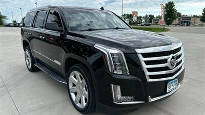 2015 Cadillac Escalade Luxury   - Photo 5 - Spring Valley, MN 55975