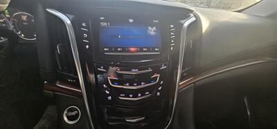 2015 Cadillac Escalade Luxury   - Photo 25 - Spring Valley, MN 55975