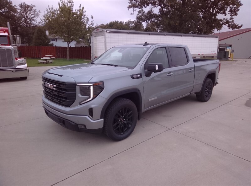 2025 GMC Sierra 1500 Elevation - Photo 16 - Spring Valley, MN 55975