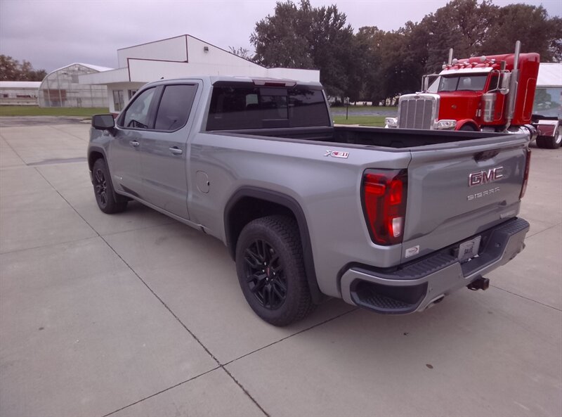 2025 GMC Sierra 1500 Elevation - Photo 7 - Spring Valley, MN 55975