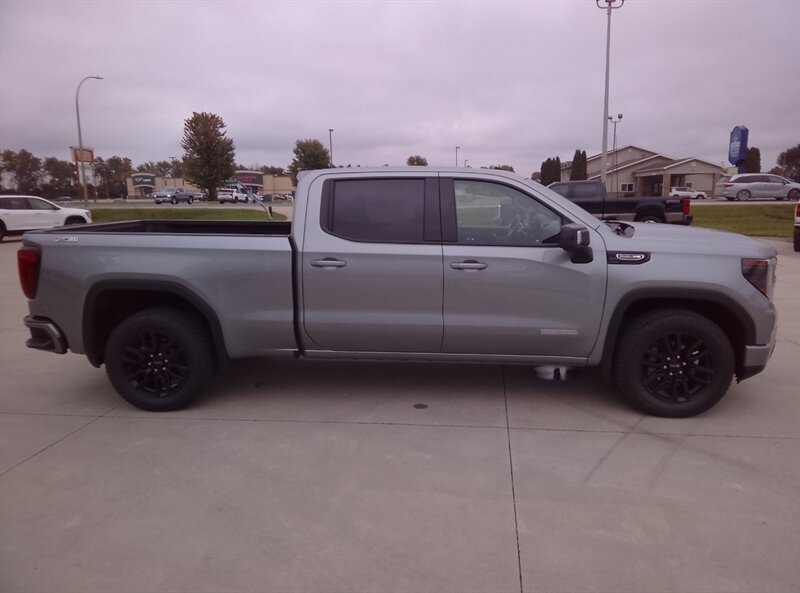 2025 GMC Sierra 1500 Elevation - Photo 13 - Spring Valley, MN 55975