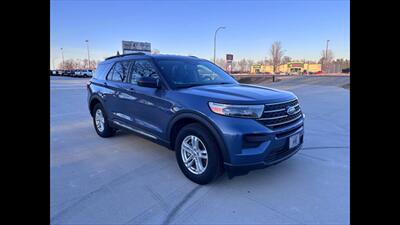 2017 Ford Explorer XLT   - Photo 8 - Spring Valley, MN 55975