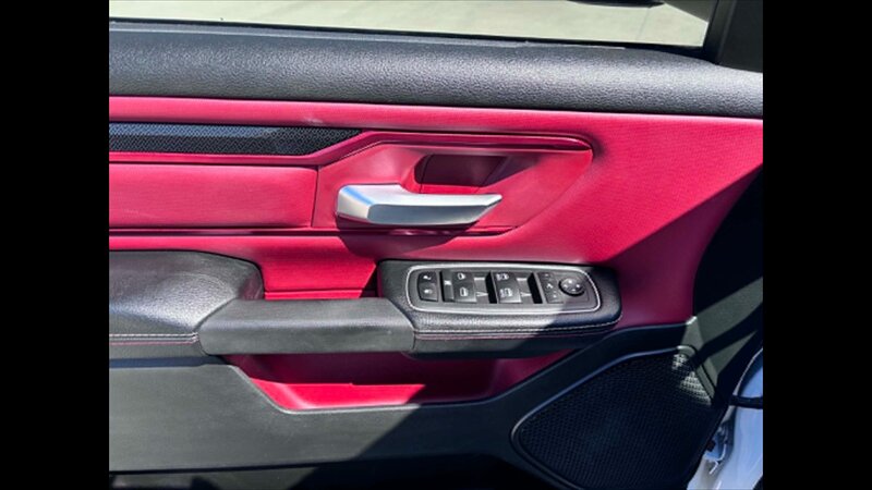 2022 RAM 1500 Rebel - Photo 11 - Spring Valley, MN 55975