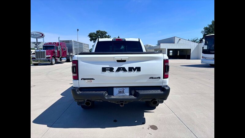 2022 RAM 1500 Rebel - Photo 4 - Spring Valley, MN 55975