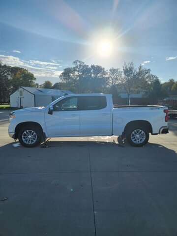 2024 Chevrolet Silverado 1500 - Photo 2 - Spring Valley, MN 55975