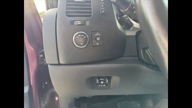 2014 GMC Sierra 2500 SLE - Photo 9 - Spring Valley, MN 55975