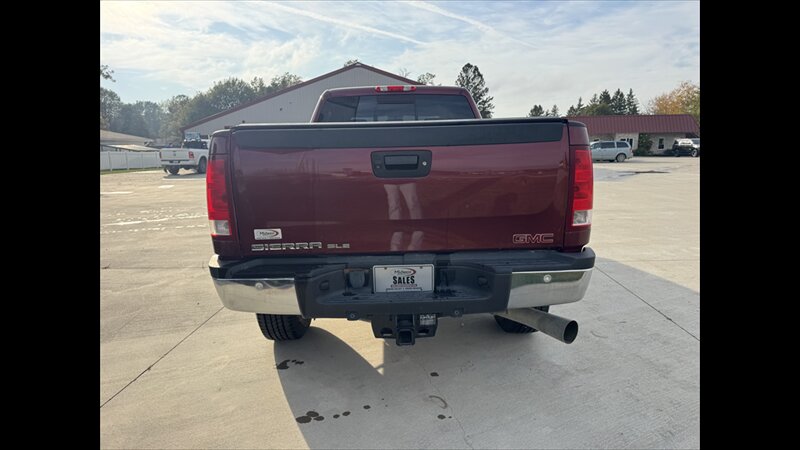 2014 GMC Sierra 2500 SLE - Photo 3 - Spring Valley, MN 55975