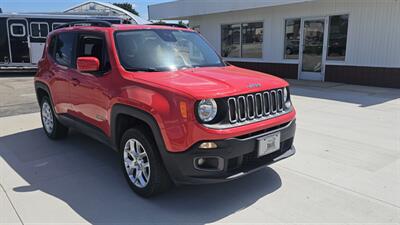 2017 Jeep Renegade Latitude   - Photo 8 - Spring Valley, MN 55975