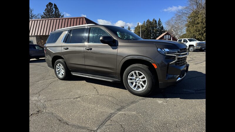 2021 Chevrolet Tahoe LT   - Photo 1 - Spring Valley, MN 55975