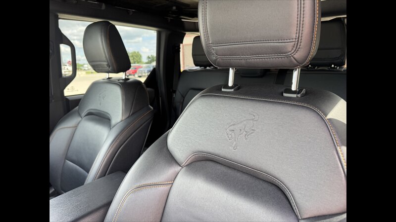 2022 Ford Bronco Big Bend Advanced - Photo 16 - Spring Valley, MN 55975