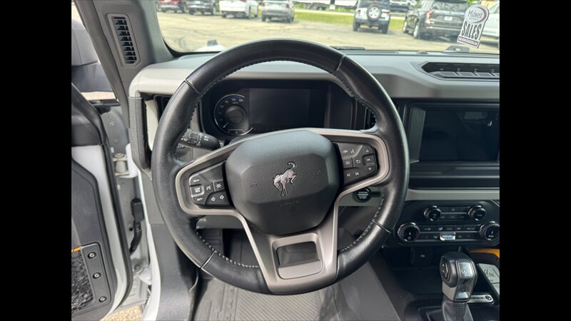 2022 Ford Bronco Big Bend Advanced - Photo 10 - Spring Valley, MN 55975