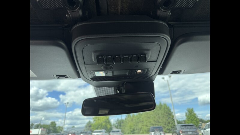 2022 Ford Bronco Big Bend Advanced - Photo 12 - Spring Valley, MN 55975