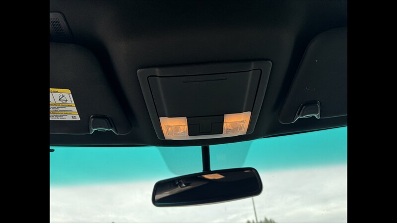 2015 Ford Explorer XLT   - Photo 13 - Spring Valley, MN 55975