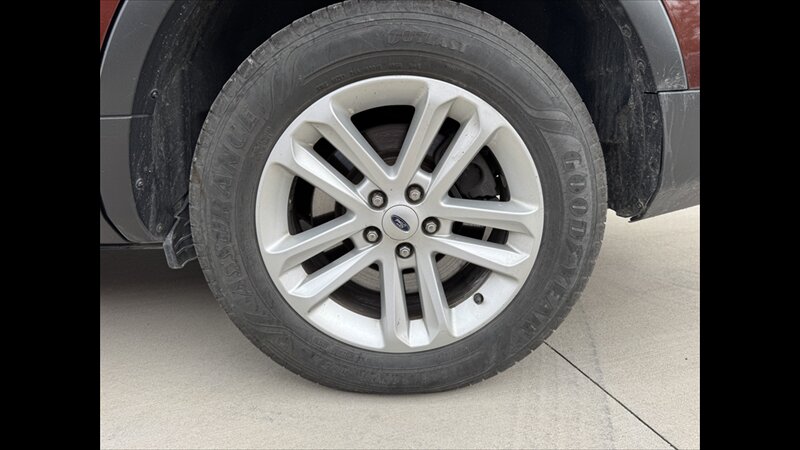 2015 Ford Explorer XLT   - Photo 20 - Spring Valley, MN 55975