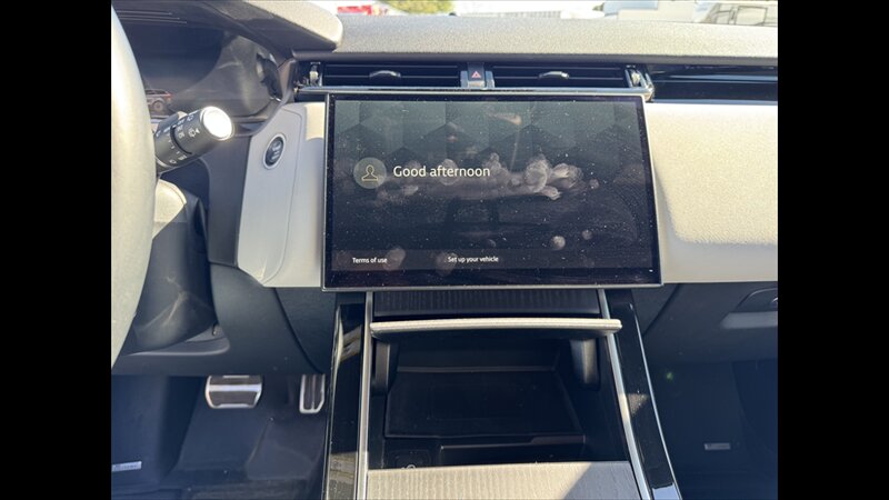 2024 Land Rover Range Rover DYNAMIC P400 Velar - Photo 12 - Spring Valley, MN 55975