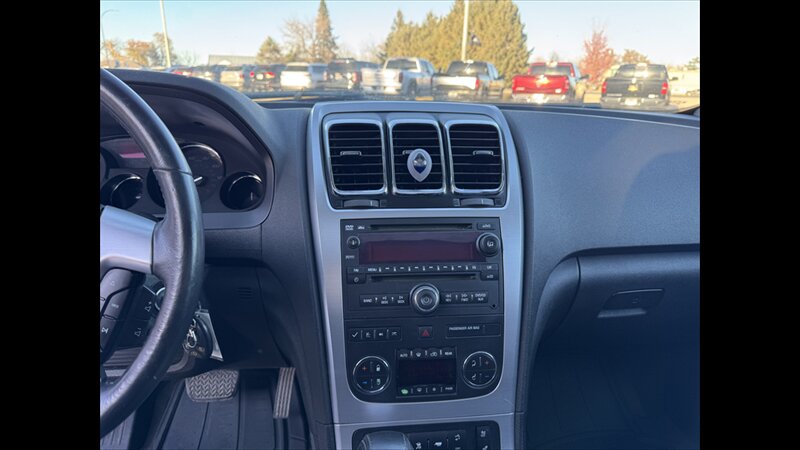 2010 GMC Acadia SLT-2   - Photo 10 - Spring Valley, MN 55975