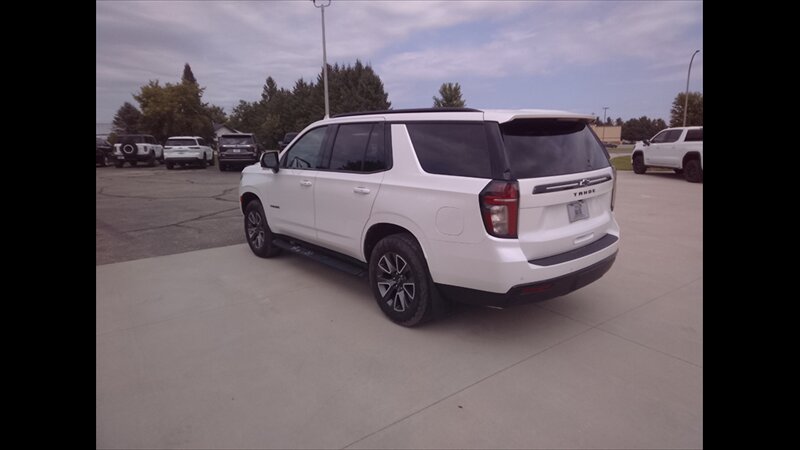 2023 Chevrolet Tahoe Z71 - Photo 5 - Spring Valley, MN 55975