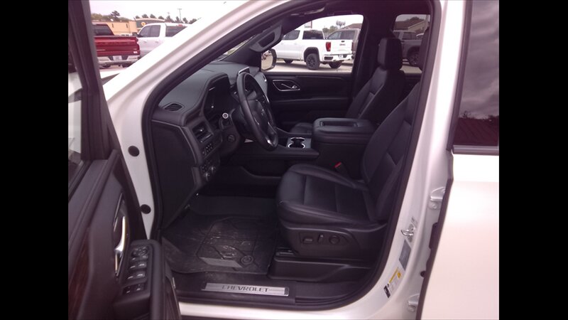 2023 Chevrolet Tahoe Z71 - Photo 12 - Spring Valley, MN 55975