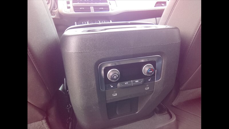 2023 Chevrolet Tahoe Z71 - Photo 16 - Spring Valley, MN 55975