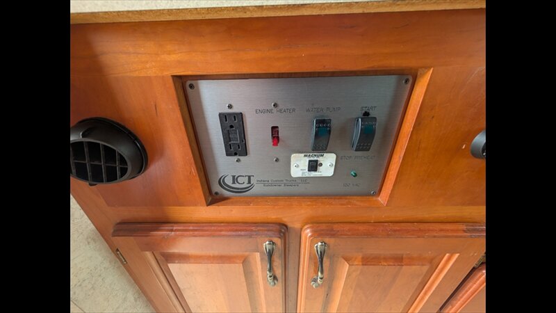 2000 KENWORTH W900 - Photo 17 - Spring Valley, MN 55975
