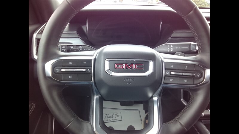 2026 GMC Acadia ELEVATION - Photo 12 - Spring Valley, MN 55975
