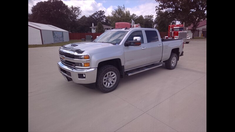 2019 Chevrolet Silverado 3500 LTZ - Photo 4 - Spring Valley, MN 55975