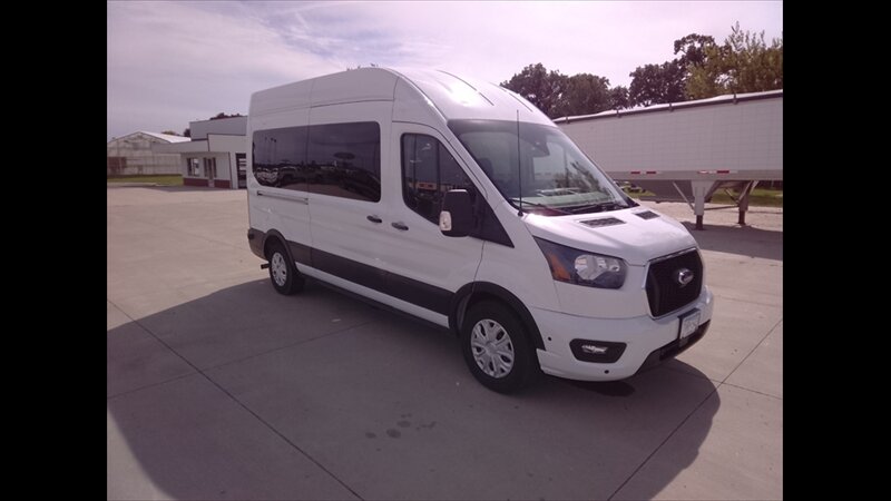 2024 Ford Transit 15 PASSENGER - Photo 8 - Spring Valley, MN 55975