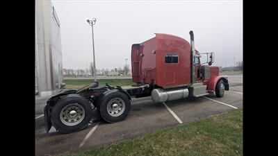 2015 Peterbilt 389 