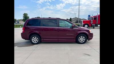 2008 Chrysler Town & Country Touring Van