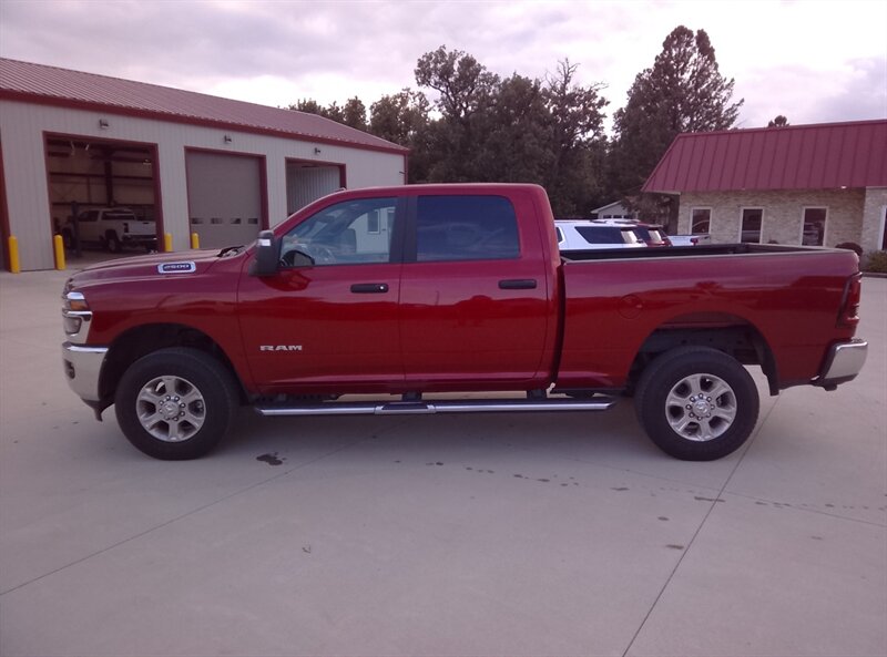2026 RAM 2500 BIG HORN - Photo 2 - Spring Valley, MN 55975