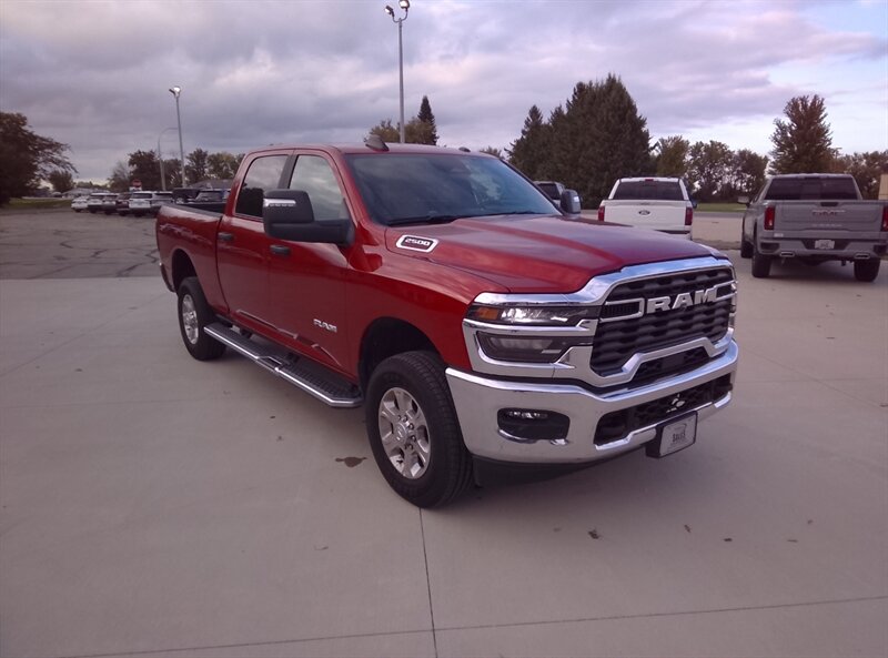 2026 RAM 2500 BIG HORN - Photo 3 - Spring Valley, MN 55975