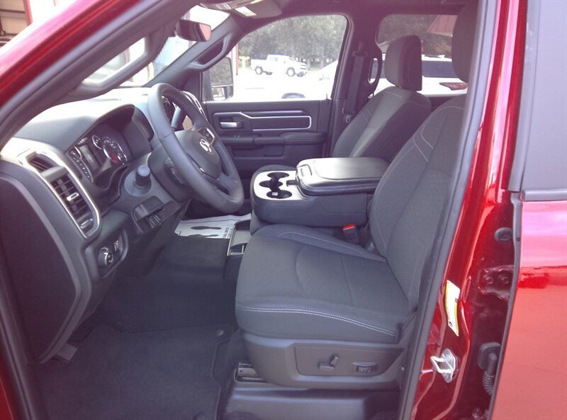 2026 RAM 2500 BIG HORN - Photo 12 - Spring Valley, MN 55975