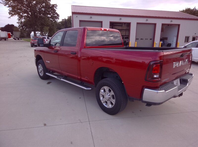 2026 RAM 2500 BIG HORN - Photo 4 - Spring Valley, MN 55975