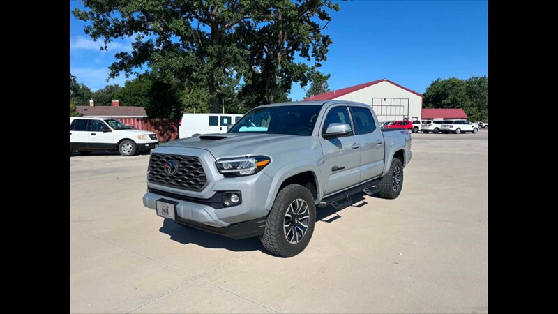 2021 Toyota Tacoma TRD Sport - Photo 6 - Spring Valley, MN 55975